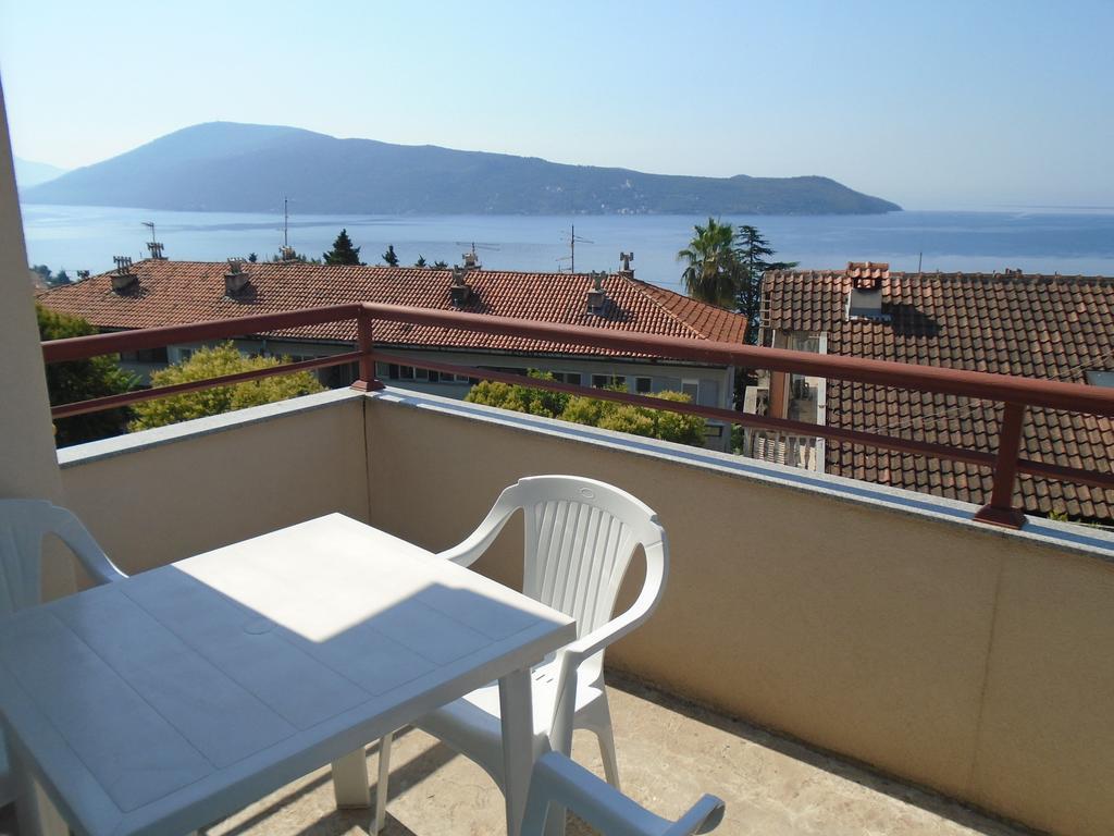 Apartments Kanli Kula Herceg Novi Exterior foto